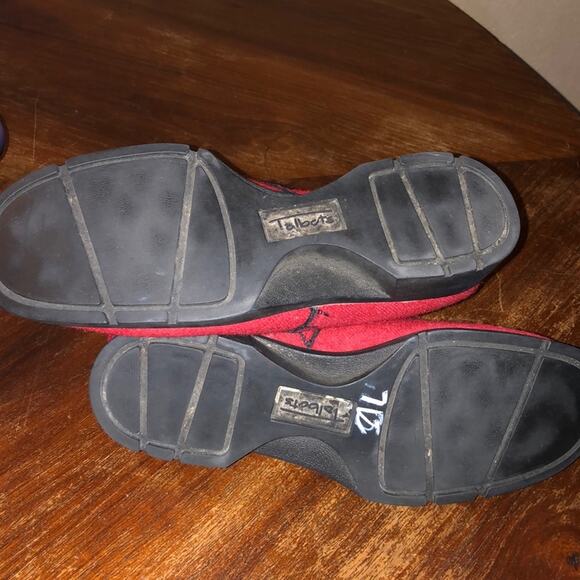 Talbots Preppy Academia Studious Holiday Red Material Ankle Booties - Picture 7 of 8